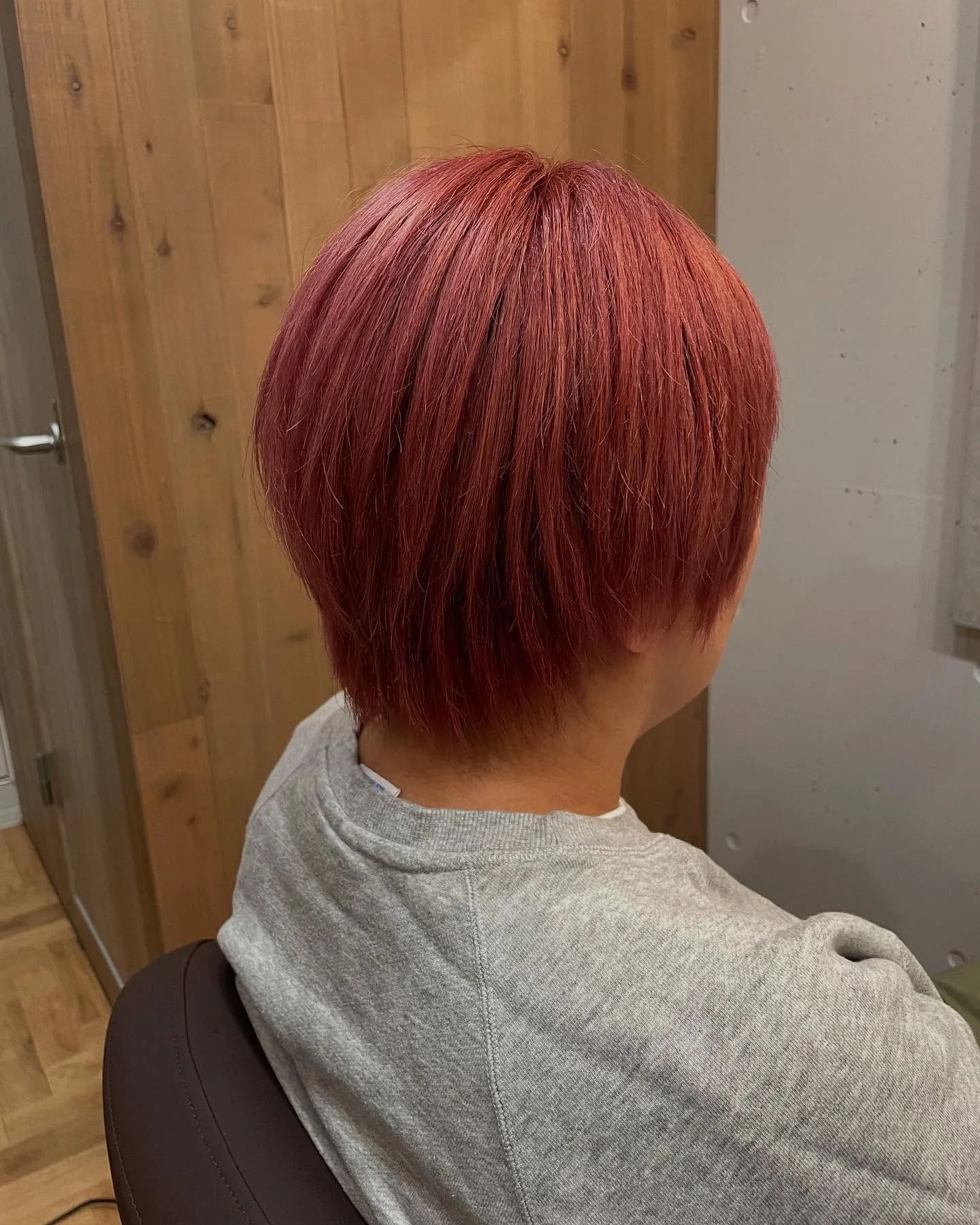 ダブルカラーで作るピンクカラーは、色が褪色していく過程でも違...