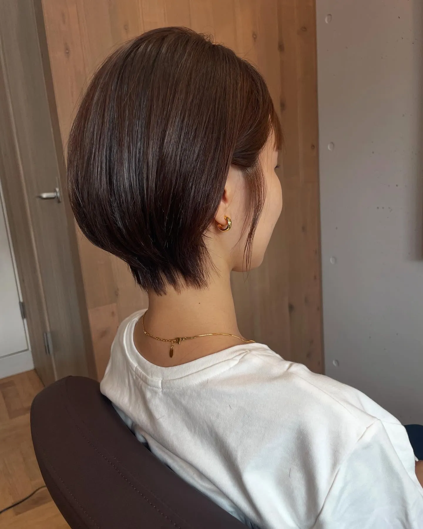 二条駅で見つける大人女性のためのショートカット美容院ベストガイド