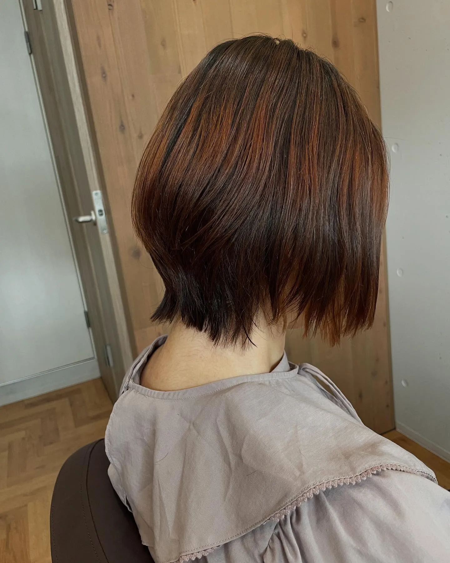 レイヤーボブは、従来のボブスタイルに軽やかな印象をプラスし、...