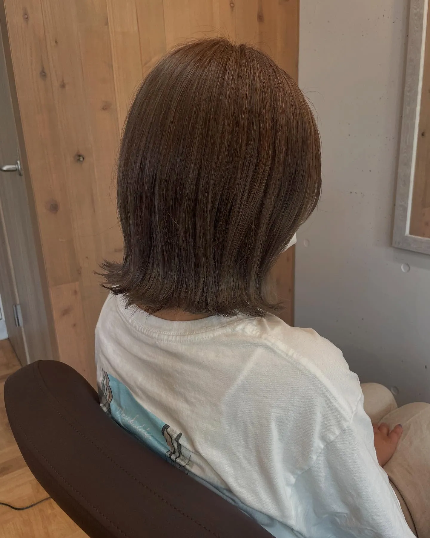 夏に人気の透明感のあるカラーです！