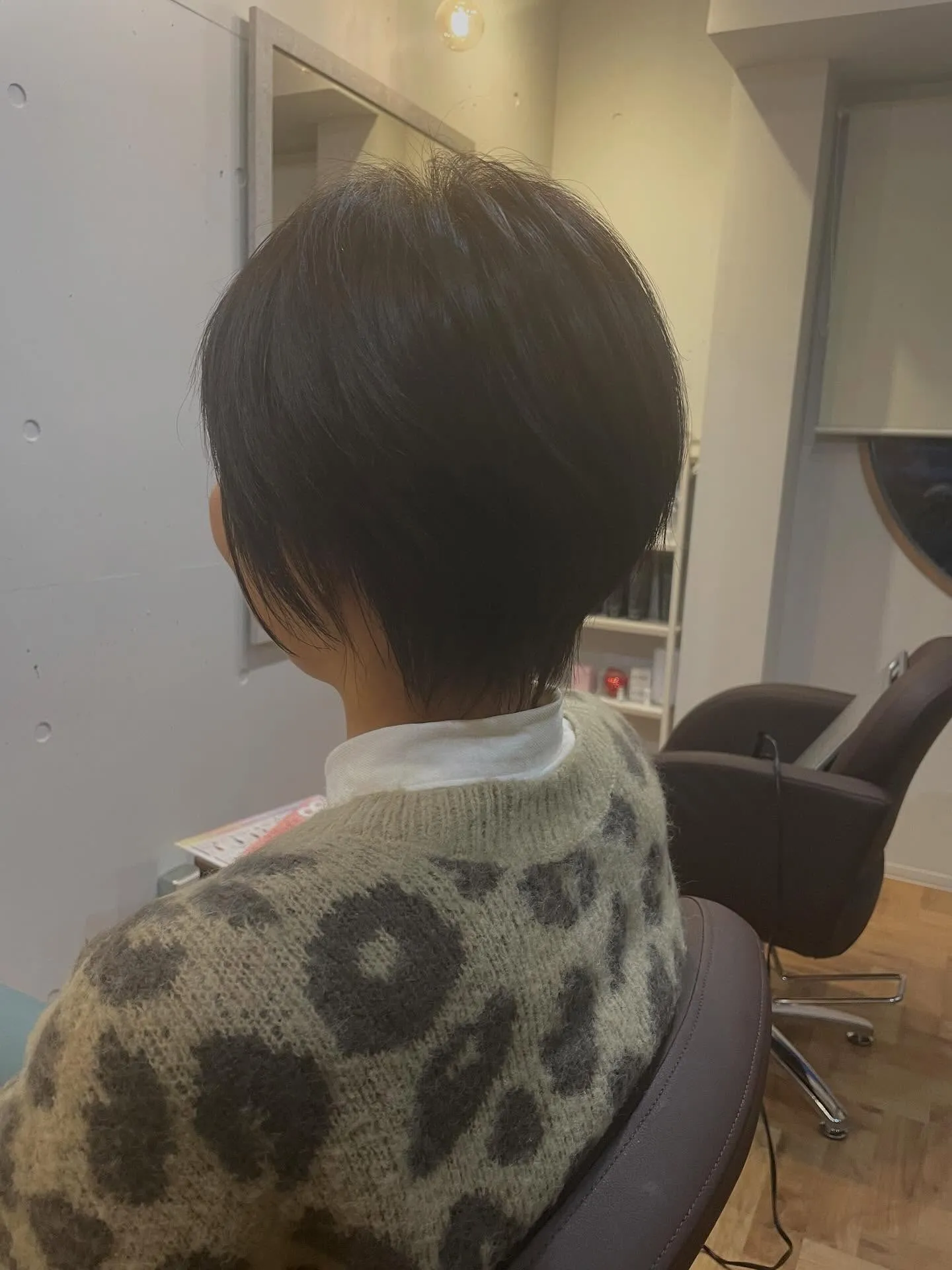 毛量調整を多めに軽くしたショートスタイルです✨