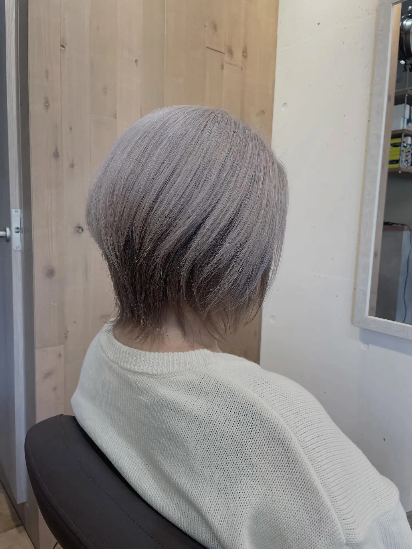 人気のアンブレラカラーホワイトベージュです✨