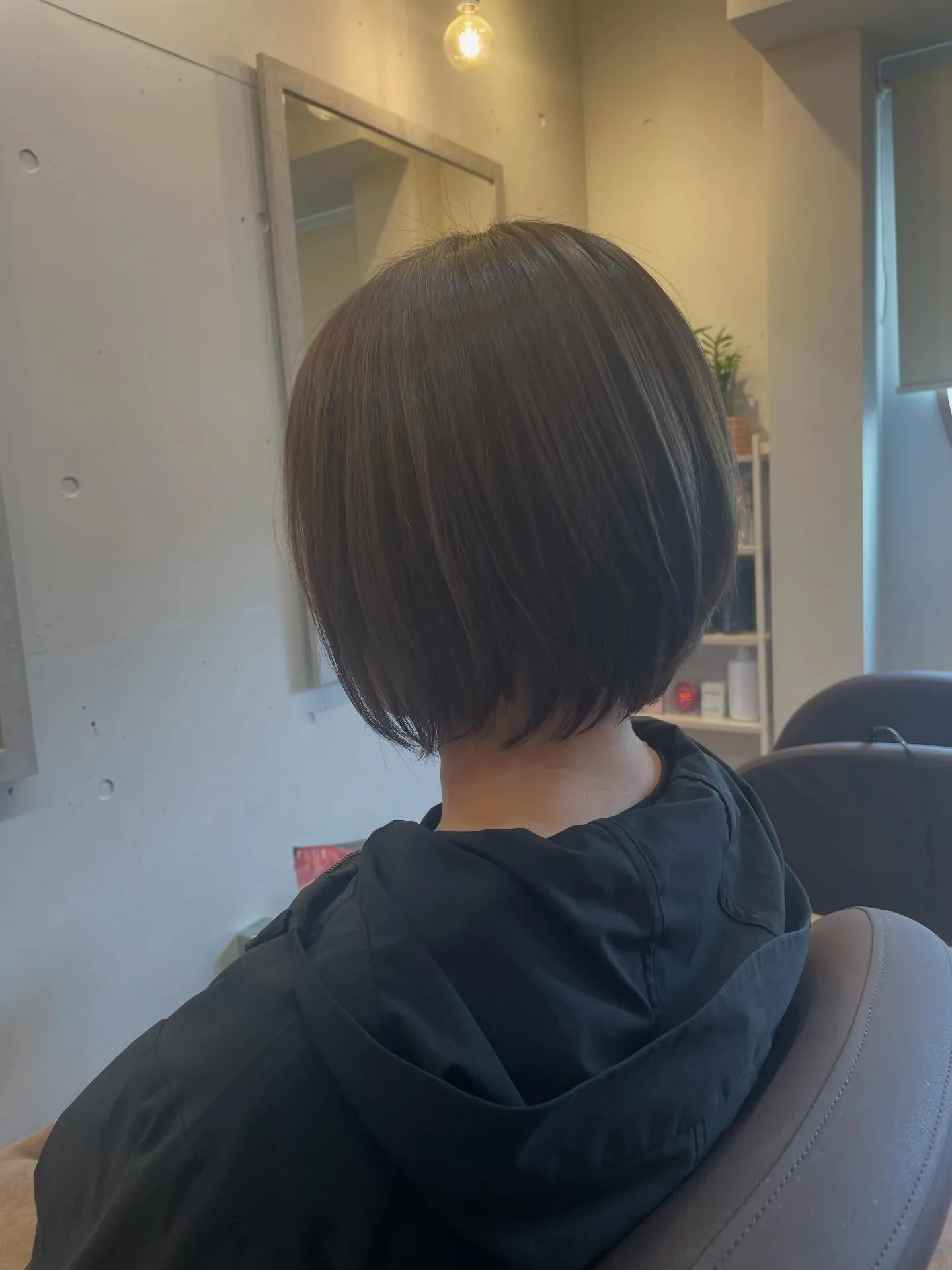手入れのしやすいショートボブスタイルです✨
